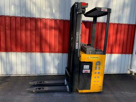 Stackers Stand-on 2013  Atlet A/160SDTFVSN570 (1) 