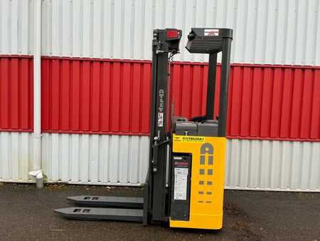 Stackers Stand-on 2010  Atlet A/160SDTFVHJN540 (1)