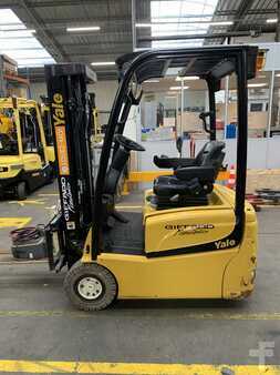 El Truck - 3-hjul  Yale ERP16VT (1)