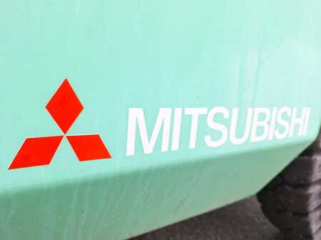 4-wiel elektrische heftrucks 2012  Mitsubishi FD40N (19)