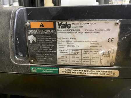Empilhador a gás 2017  Yale GLP25VX-VALUE (23)