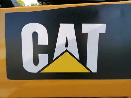 CAT Lift Trucks GP40KL