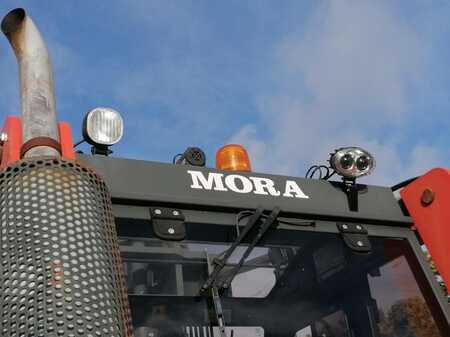 Elektromos 4 kerekű 2012  Mora M180C (8)