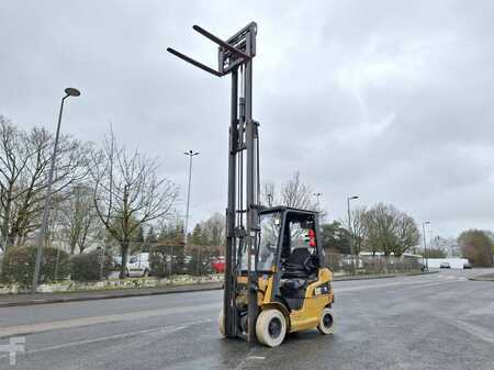 Eléctrica de 4 ruedas 2016  CAT Lift Trucks GP15N (5)