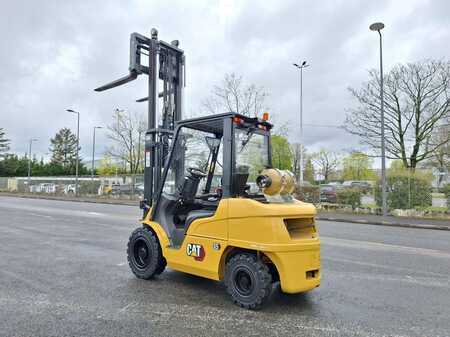 Elektro čtyřkolový VZV 2015  CAT Lift Trucks GP35 NTD (9)