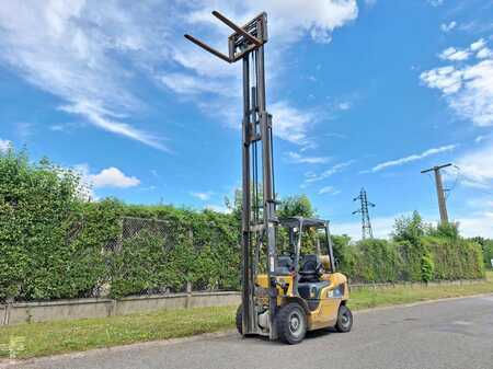 Chariot 4 roues électrique 2017  CAT Lift Trucks GP25NTD (7)