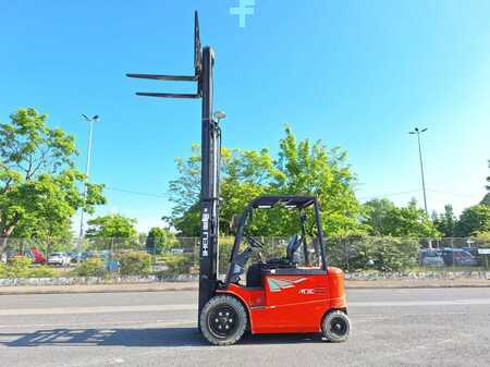 4-wiel elektrische heftrucks 2013  Heli CPD30 (9)