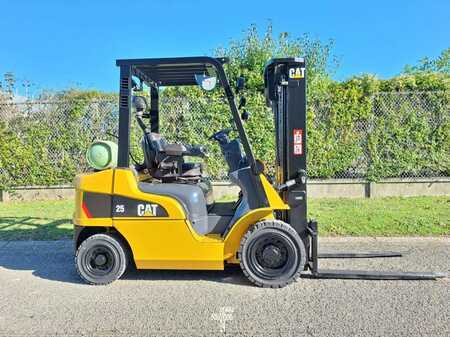 Elektro čtyřkolový VZV 2019  CAT Lift Trucks GP25NTD (2)