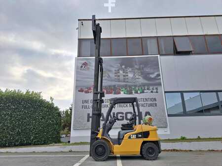 Eléctrico - 4 rodas 2013  CAT Lift Trucks GP30NTD (11)