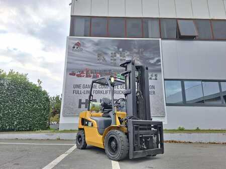 Eléctrico - 4 rodas 2013  CAT Lift Trucks GP30NTD (2)