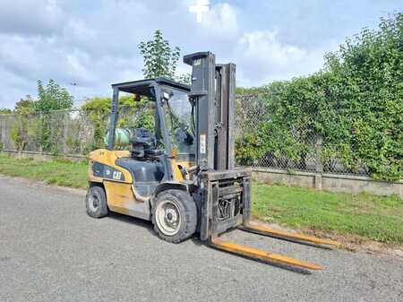 Elektro čtyřkolový VZV 2018  CAT Lift Trucks GP30NTD (2)