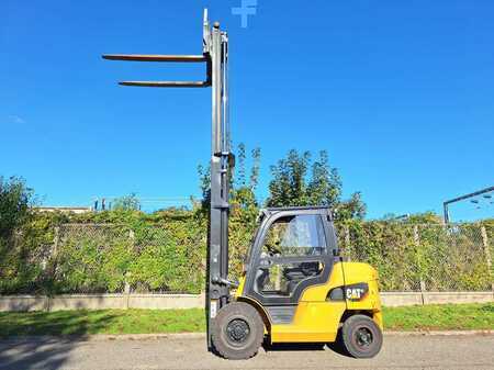 Eléctrica de 4 ruedas 2019  CAT Lift Trucks DP40 NT (9)