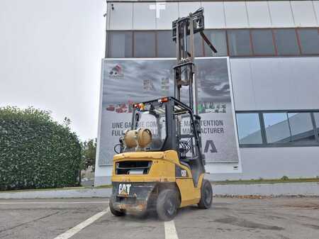 Carrelli elettrici 4 ruote 2015  CAT Lift Trucks GP25N (12)