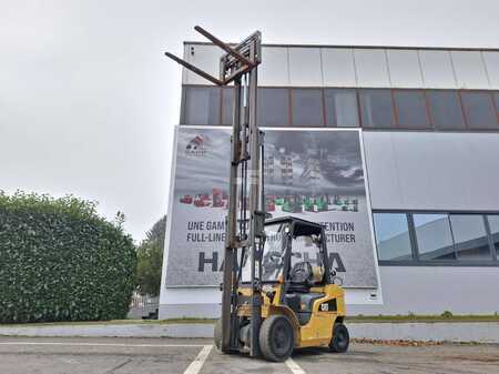 Carrelli elettrici 4 ruote 2015  CAT Lift Trucks GP25N (7)