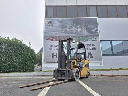 Eléctrica de 4 ruedas 2014  CAT Lift Trucks GP25N (1)