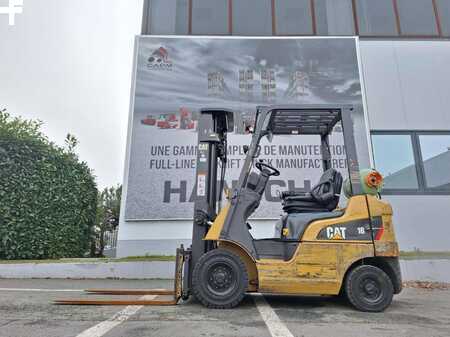 Carrelli elettrici 4 ruote 2017  CAT Lift Trucks GP18N (3)