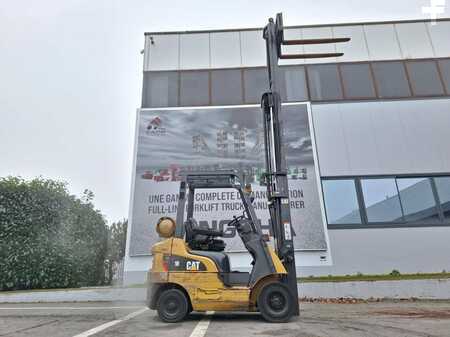 Carrelli elettrici 4 ruote 2017  CAT Lift Trucks GP18N (10)