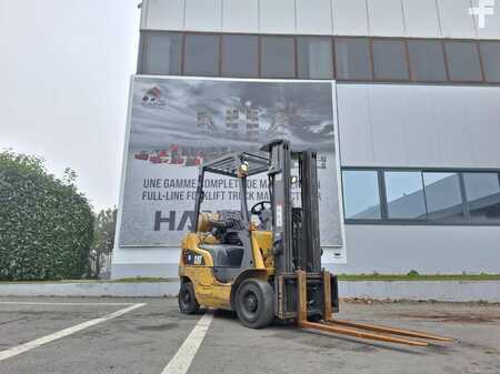 Carrelli elettrici 4 ruote 2017  CAT Lift Trucks GP18N (2)