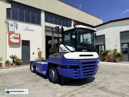Terminálový traktor 2017  Terberg RT223 (4)