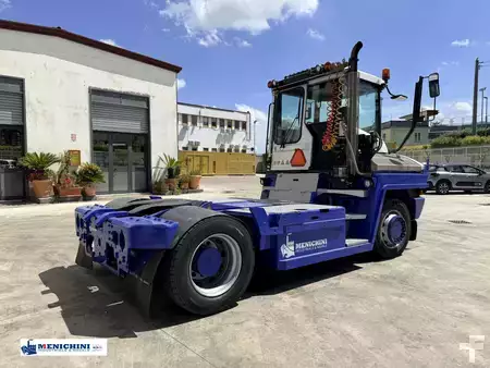 Terminálový traktor 2017  Terberg RT223 (6)
