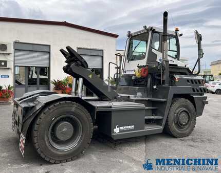 Terminal tractors 2006  Terberg RT382 (7)