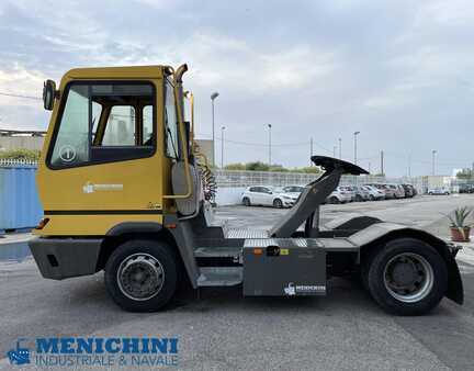 Terminal tractor 2013  Terberg YT 182 (2781) (3)