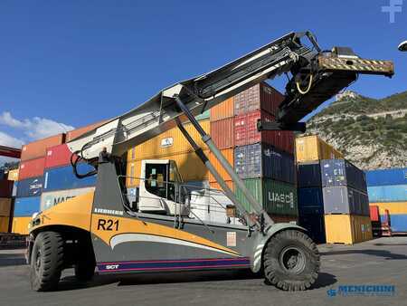 Reachstacker 2018  Liebherr LRS 545 (x6) (9)