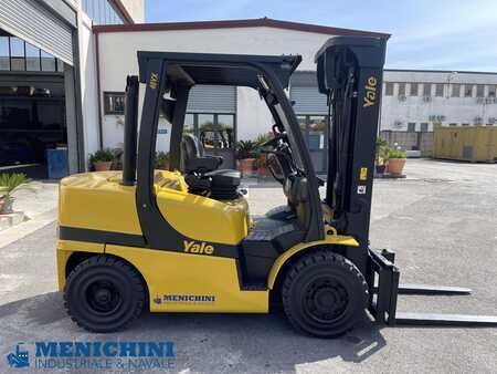 Diesel Forklifts 2016  Yale GDP40X2471 (3)