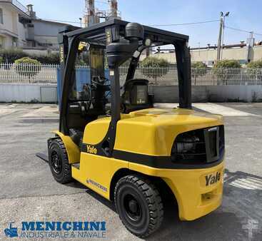 Diesel Forklifts 2016  Yale GDP40X2471 (6)