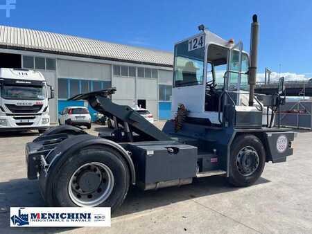 Terminaltraktor 2013  CVS Ferrari FYT 230 (8)