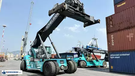 Reachstacker 2018  Konecranes SMV 4531 TC5 (1)