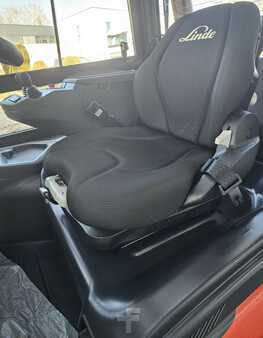 Carrelli elettrici 4 ruote 2024  Linde E35L (11)