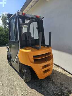Empilhador diesel 2014  Still RC40-25 (8)