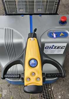 Hochhubwagen 1999  Armanni Master Light 105/29 (2)