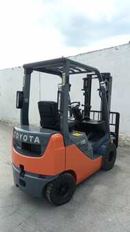 Diesel Forklifts 2022  Toyota 02-8FDL15 (2) 