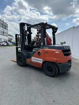 Carrelli elevatori diesel 2018  Toyota 8FD50 (9)