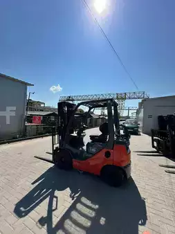 Carrelli elevatori GPL 2024  Toyota 02-8FGF15 (2)