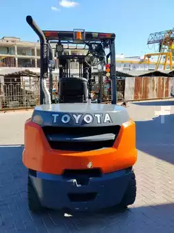 Diesel Forklifts 2022  Toyota 8FD45N (4)