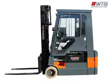 Chariots électriques à 3 roues 2006  Toyota 7 FBEF 20 | 6000mm lyfthöjd (1)