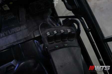 Carrelli elettrici 4 ruote 2016  Hyundai 35 B-9, 3,5T elektrisk motviktstruck (7)