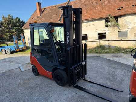 Wózki widłowe diesel 2016  Toyota 028FDF15 (1)