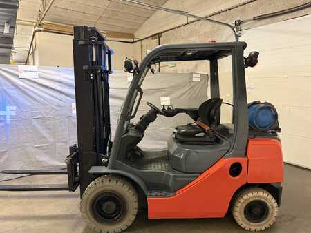 Propane Forklifts 2018  Toyota 02-8FGF25 (4)