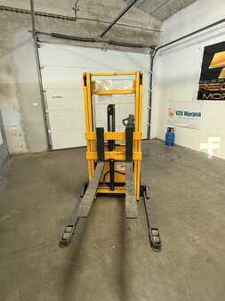 Schlepper 2010  Jungheinrich EJC B14 (2)