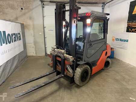 Empilhador diesel 2019  Toyota 06-8FD25F (1)