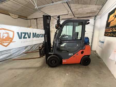 Nestekaasutrukki 2017  Toyota 02-8FGF20 (5)