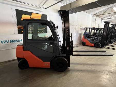 Diesel truck 2020  Toyota 52-8FDF20 (4)