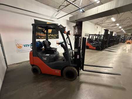 Propane Forklifts 2019  Toyota 02-8FGF15 (3)