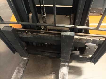 Diesel gaffeltruck 2014  Jungheinrich DFG 320s (3)