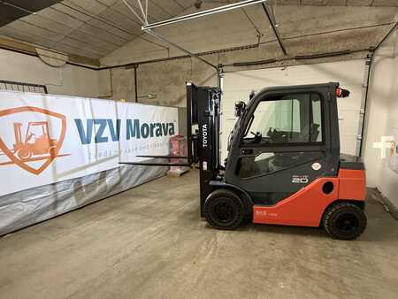Diesel gaffeltruck 2022  Toyota 52-8FDF20 (1)