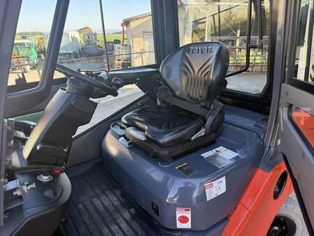 Diesel truck 2019  Toyota 06-8FD25F (6)